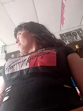 Alexandrasaenz's Live XXX Chat