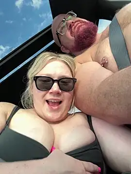 PiggyRose's Live XXX Chat