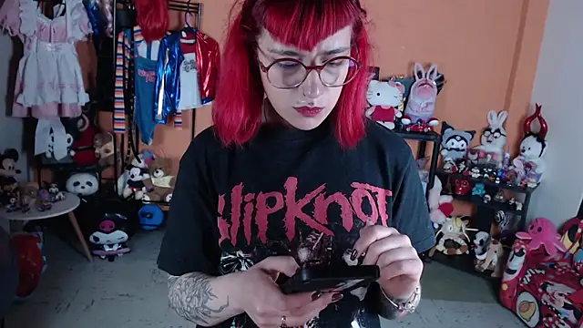 MissMiia2 Adlı Modelin Canlı XXX Sohbeti