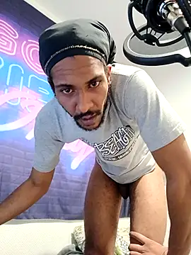 Mikaaa97 – Kamerová šou