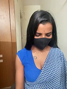 its_ur_flora's Live XXX Chat