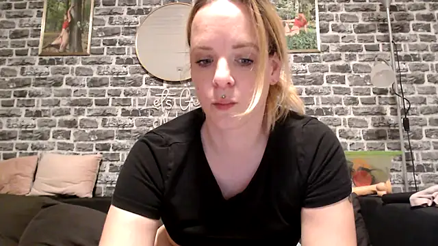 SexyMilf_38 Adlı Modelin Web Kamerası Şovu