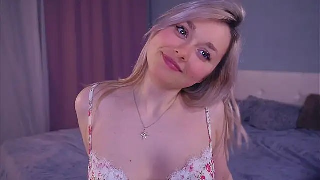 دردشة AccaCroyle الجنسية المباشرة