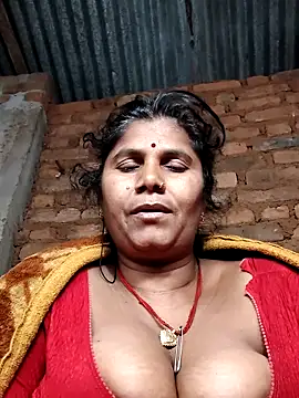 Hot_di97 Adlı Modelin Canlı XXX Sohbeti