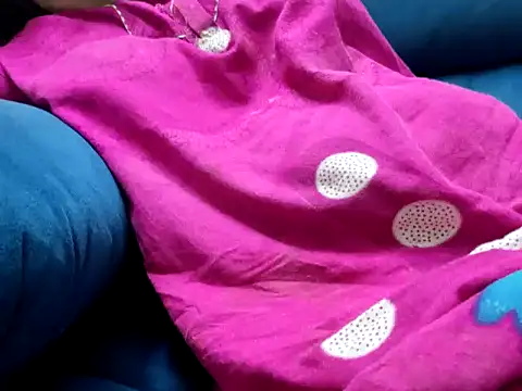 TamilDreamgirl08's Live XXX Chat