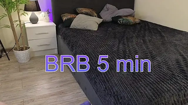 Chatroom XXX en direct de Kary_Outly