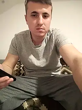 MrNoBoDy000 Show Webcam