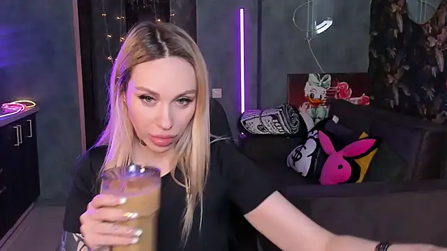 Chat +18 de Blckmirrorr ao vivo