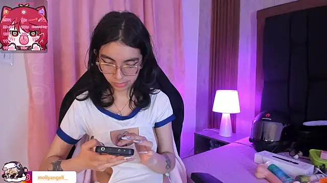 Molly_A 라이브 XXX 채팅