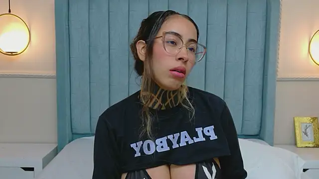 NicoleBlum 라이브 XXX 채팅