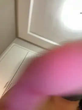 Ahlam7578 Adlı Modelin Canlı XXX Sohbeti