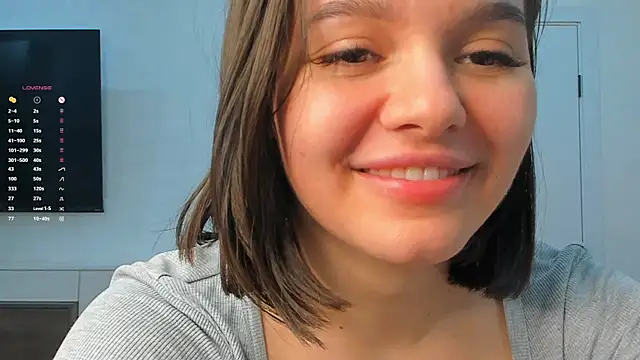 Xo_Laura Live XXX-Chat