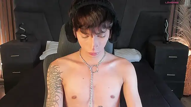 AndyWiilliams Live XXX Chat