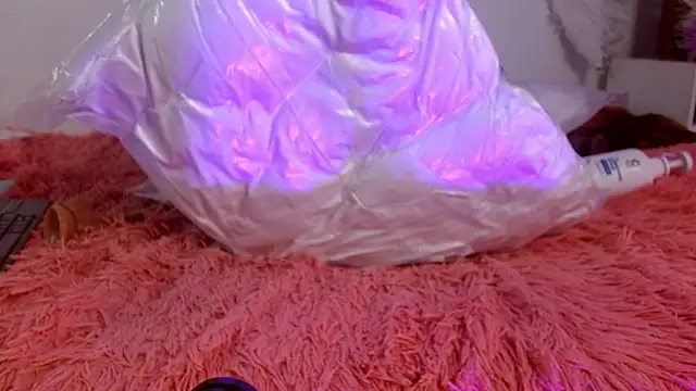 hellenngp's Live XXX Chat