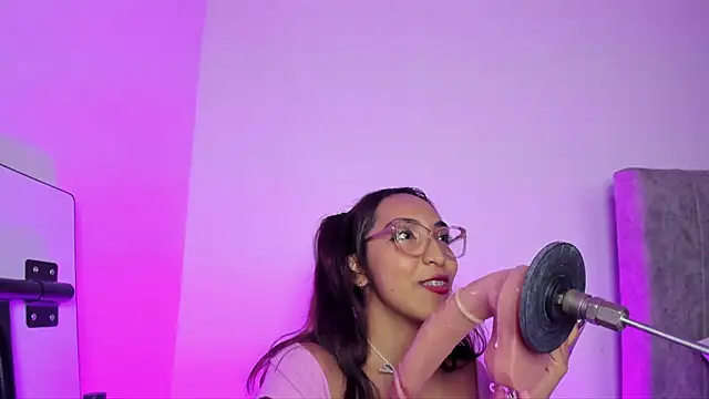 Leticia_brownn1: онлайн-секс-чат