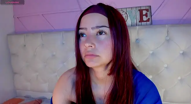 Alejita699: онлайн-секс-чат