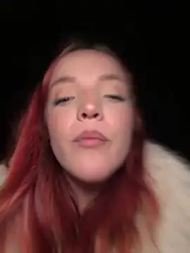 Daddyslut2_0 Show in webcam