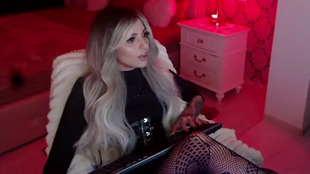 missJen111: онлайн-секс-чат