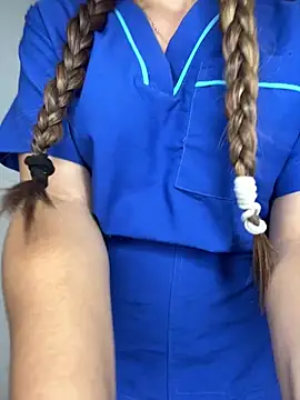 Aaliyah_Salma 现场XXX聊天