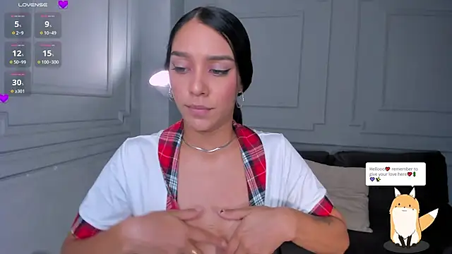 AmaliaCrus: онлайн-секс-чат