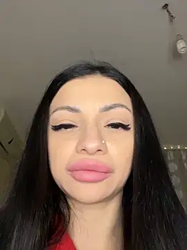 Layana_Ro: онлайн-секс-чат