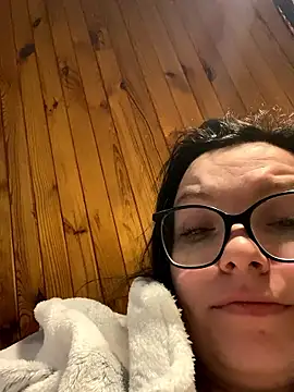 Show modela sefova222 na web-kameri