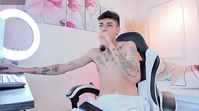 Tommy_valverde 网络视讯表演