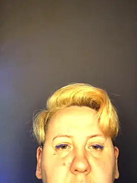 SofiaAmour: онлайн-секс-чат