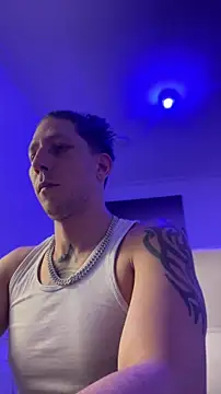 TitanNoir Show Webcam