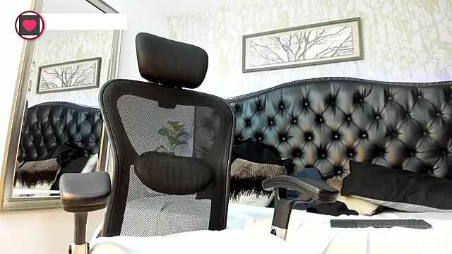 Czat XXX na żywo – Lander_Cruz