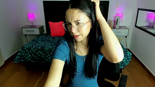 Natalye_23のライブXXXチャット