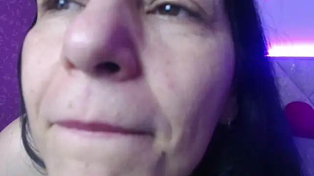 LiluGrants Live XXX-chat