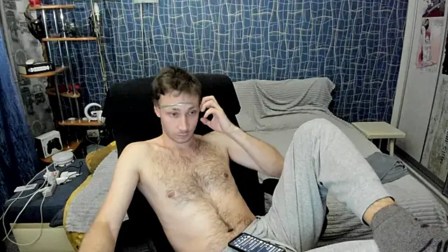 CuteBoy228 Chat XXX in diretta