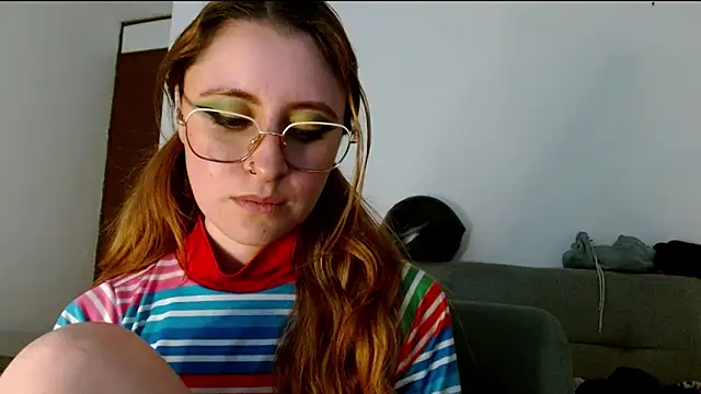 Juls_winter_ – Live XXX-chat