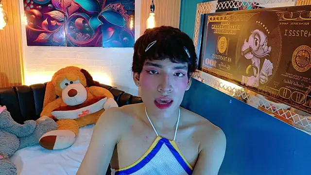 AlecciaNova Webcam Show