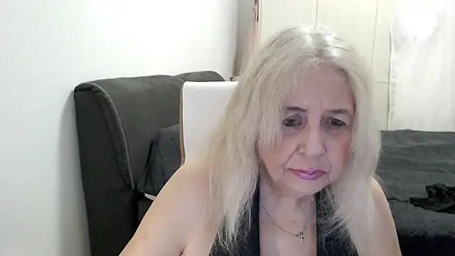 Chat +18 de SusiLifeXXX ao vivo