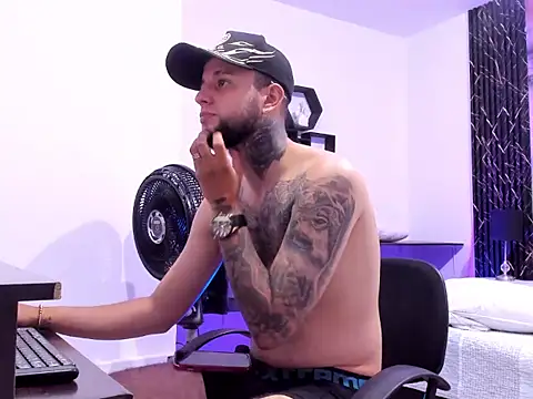 Вебкам-шоу liam_heart