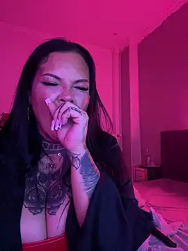 Chat +18 de _MelinaCurves_ ao vivo