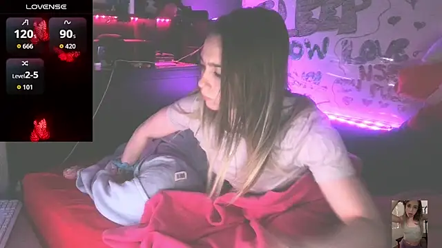 Blondiewithanass' Live XXX Chat