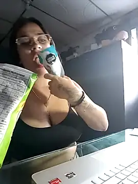 MariBelle1's Live XXX Chat