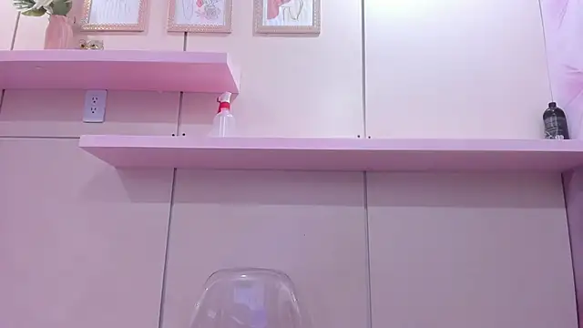 TaniaBellini লাইভ XXX চ্যাট