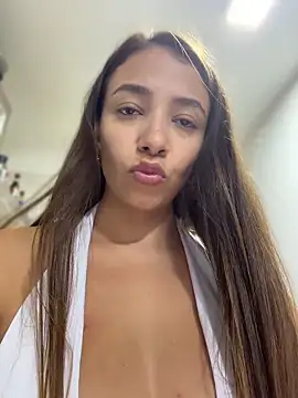 Hall_16 live XXX chat