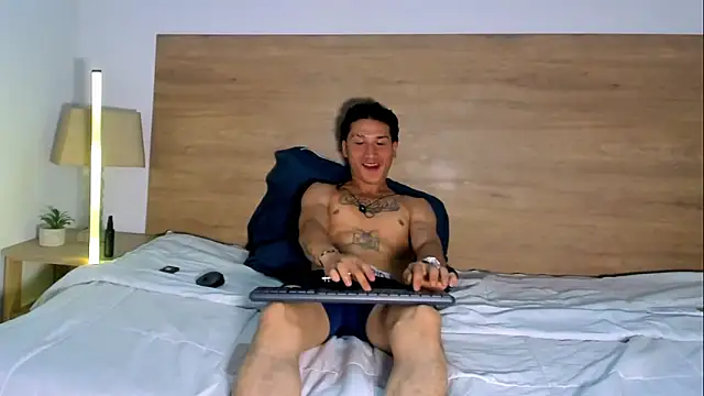 AbaturLopez – Kamerová šou