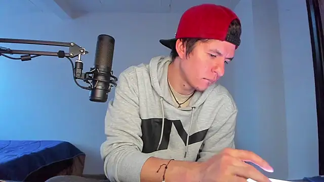 Headhunterdz Show in webcam