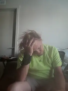 yourMasterisBored élő XXX-chatje