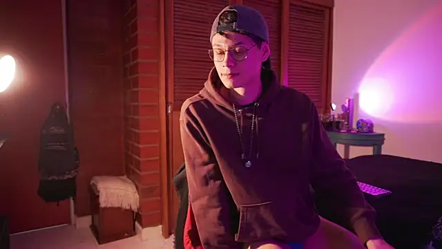 Heliero Chat XXX live