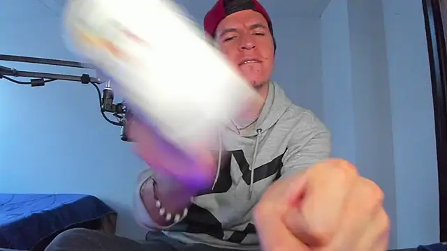 XXX chat uživo modela Headhunterdz