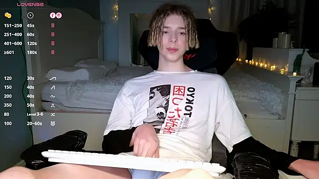 Kudi_Minnt webcam show