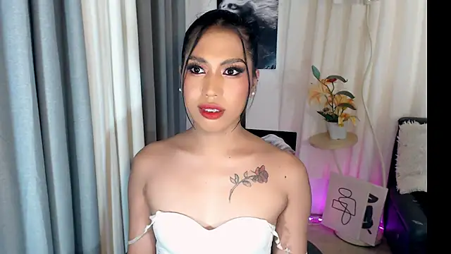 FuckingDolls69のウェブカメラショー