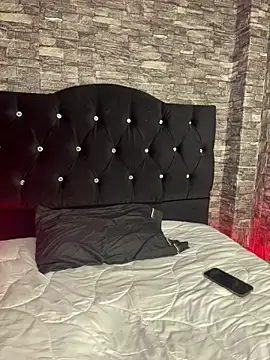 Morena_fire élő XXX-chatje